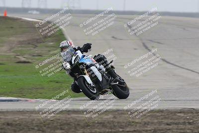 media/Nov-29-2025-TrackDaz (Sat) [[10ae2d9bce]]/A Group/Session 3 (Outside Grapevine)/